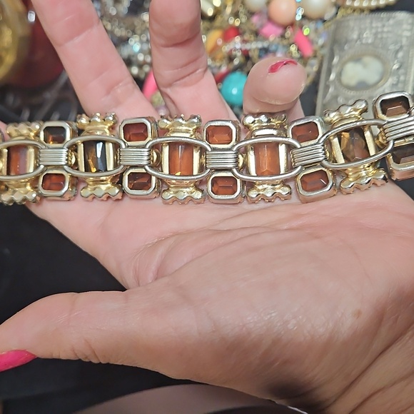 Vintage D&E Juliana Glass Topaz and Citrine cColored Wide Bracelet - Picture 5 of 5